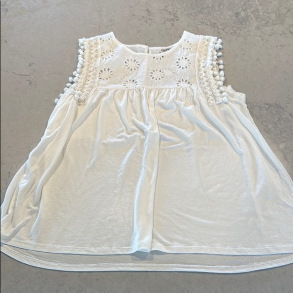 Rain & Rose White Sleeveless Eyelet Top XL